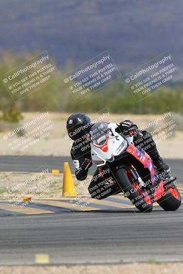 media/Mar-14-2024-Racers Edge (Thu) [[4dba5072a2]]/B Group/Session 3 Turn 4/